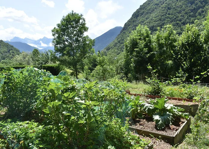 Апартаменты Le Lustou Cadeac