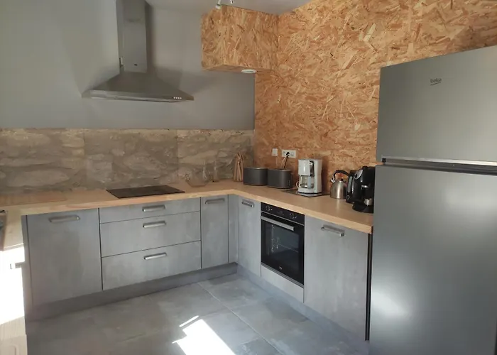 Апартаменты Le Lustou